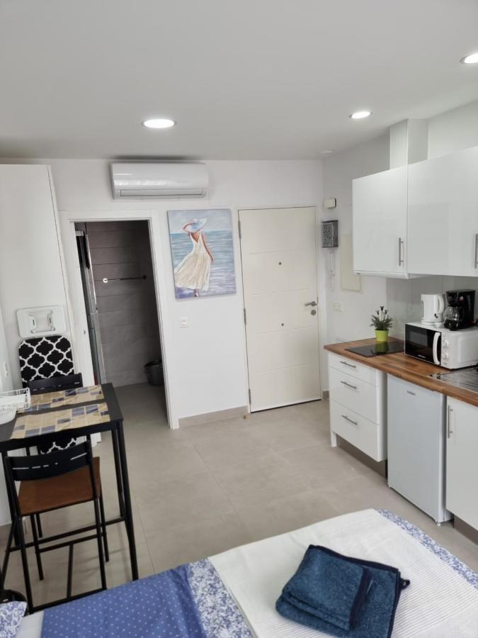 Apartamentos Elemar Free Luggage Storage Málaga Eksteriør billede
