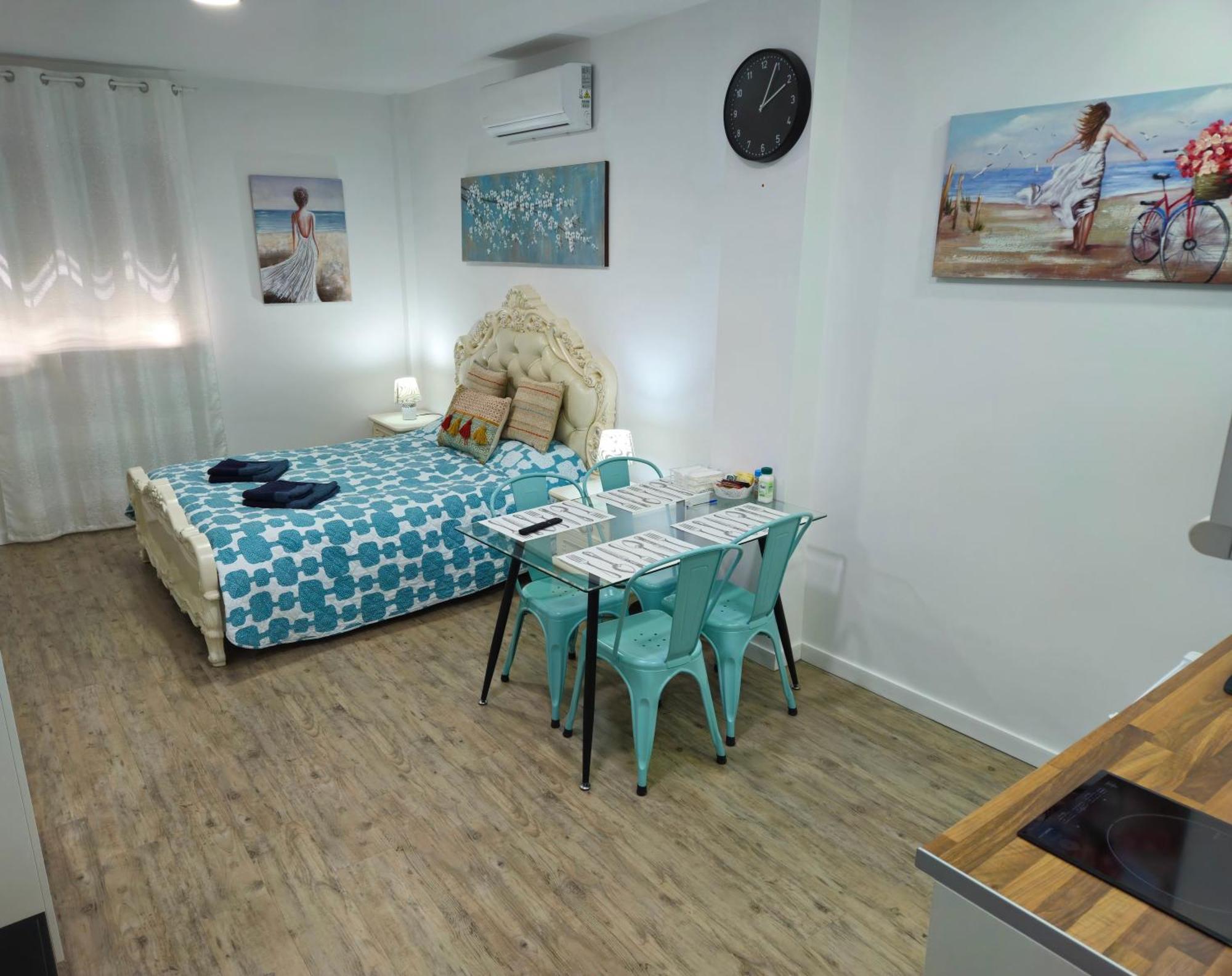 Apartamentos Elemar Free Luggage Storage Málaga Værelse billede
